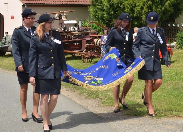 Oranžový rok 2017 v Chrášťanech