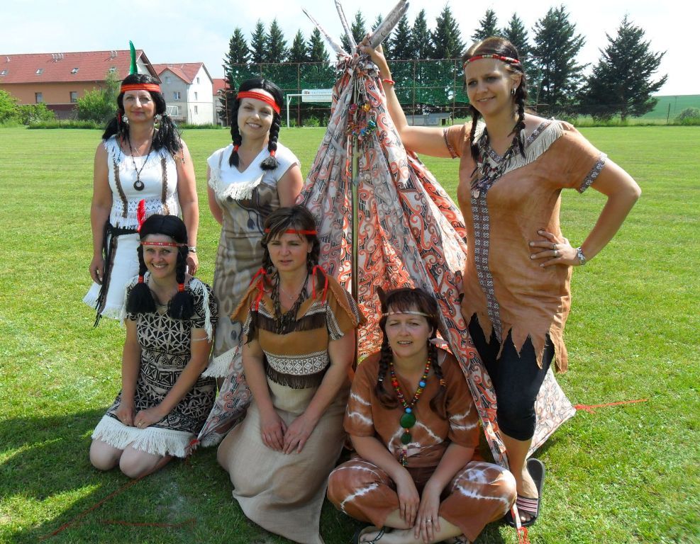 Oranzový rok 2011 v Chrástanech