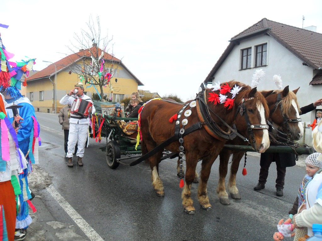 Oranžový rok 2012 v Chrášťanech